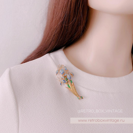 SWAROVSKI Брошь «Букет нежных ирисов» SWAROVSKI Брошь «Букет нежных ирисов»