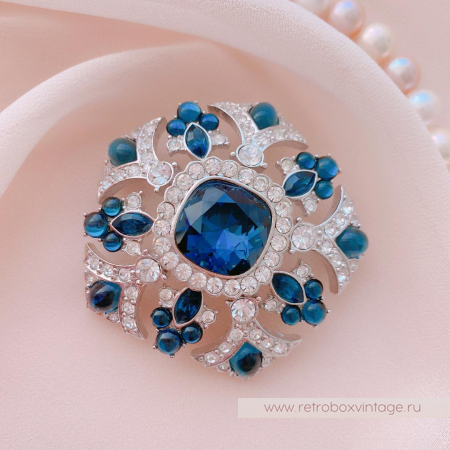 JOAN RIVERS Брошь «Северная звезда»