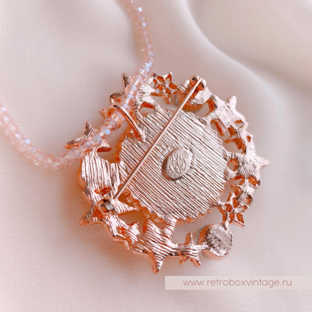 KIRKS FOLLY Брошь на бусах «Танец луны и звезд: розовое золото»