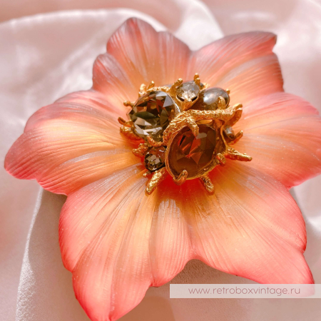 ALEXIS BITTAR Брошь «Пламенный цветок» кристальная сердцевина