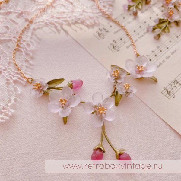 MICHAEL MICHAUD Колье "Нежная весна: цветы персика" крупные цветы