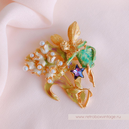 KIRKS FOLLY Брошь «Жемчужная фея ландышей в розовом платье»