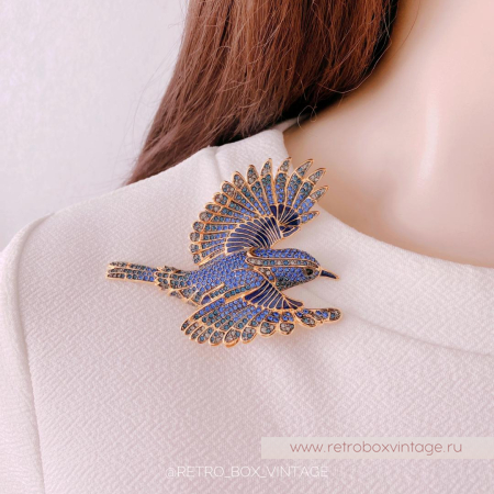 JOAN RIVERS Брошь «Синяя птица счастья» с номером на сертификате