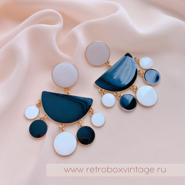 SUGARFIX by BaubleBar Серьги «Черно-белое кино» SUGARFIX by BaubleBar Серьги «Черно-белое кино»