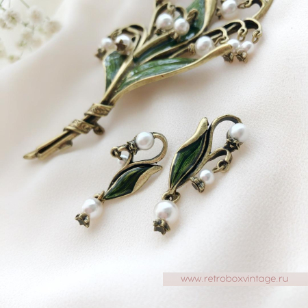 SWEET ROMANCE Серьги-гвоздики «Жемчужные ландыши» (архив)