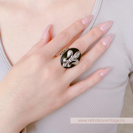 SWEET ROMANCE Кольцо «Королевская лилия - флер де лис» серебро