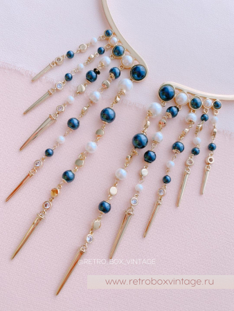 CAROLEE Колье на дуге-гривне «Жемчужная рок-дива» с подвесками