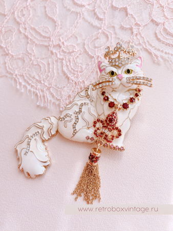 RITZY COUTURE Брошь-кулон «Белая королева кошек: золото»