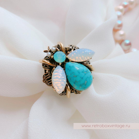 SWEET ROMANCE Кольцо «Пастельная пчелка: бирюза»