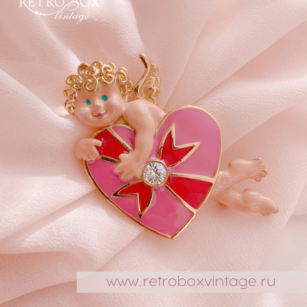 BOB MACKIE Брошь «Купидон с сердцем»