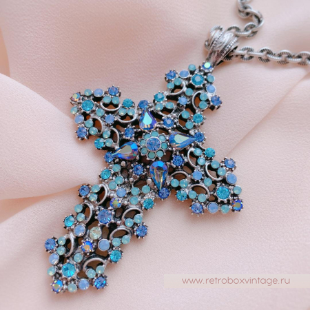 SWEET ROMANCE Кулон на цепочке «Голубой крест»