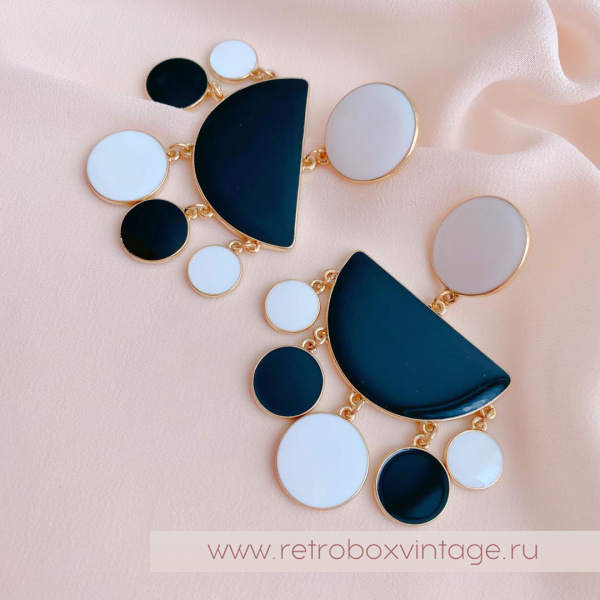 SUGARFIX by BaubleBar Серьги «Черно-белое кино» SUGARFIX by BaubleBar Серьги «Черно-белое кино»