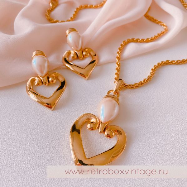 PREMIER DESIGNS Комплект "Сердце любви" Юбилейный выпуск (кулон на цепочке и серьги)