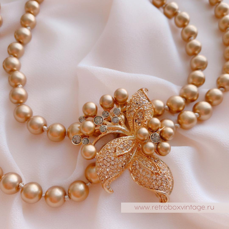 CAROLEE Ожерелье с брошью «Жемчужное золото и золотой цветок»