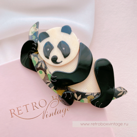 LEA STEIN Брошь «Панда: топленое молоко» черно-оливковый бамбук