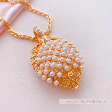 EDGAR BEREBI Кулон-локет на цепочке "Принцесса Александра" жемчужный