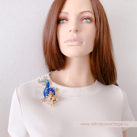 BUTLER AND WILSON Брошь "Синий дракон: сила гармонии"