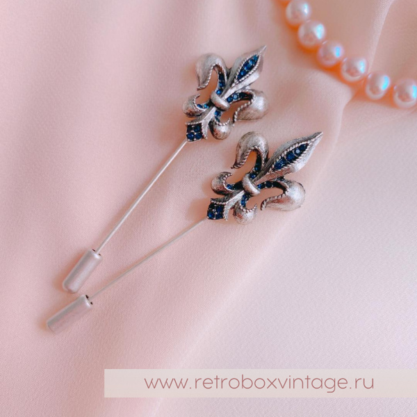 SWEET ROMANCE Брошь-стик «Флер де лис — королевская лилия: серебро»