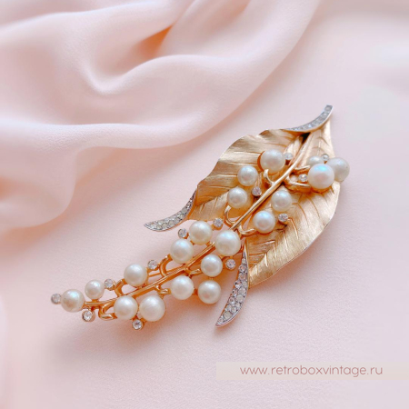 TRIFARI Брошь «Ландыши жемчужные»