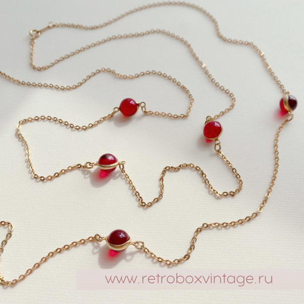 AVON Нить с кабошонами-безелями «Ягодка»