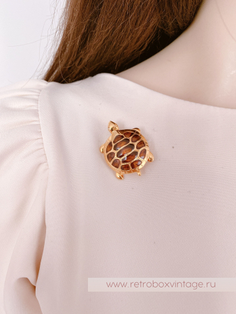 ANNE KLEIN Брошь «Маленькая черепаха»