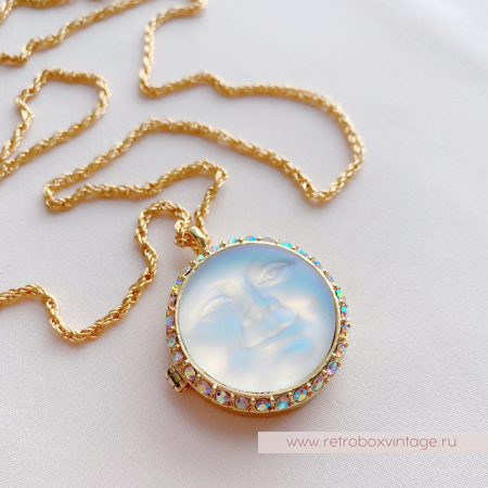 KIRKS FOLLY Кулон-локет на цепочке «Лунный свет: светлая в золоте»