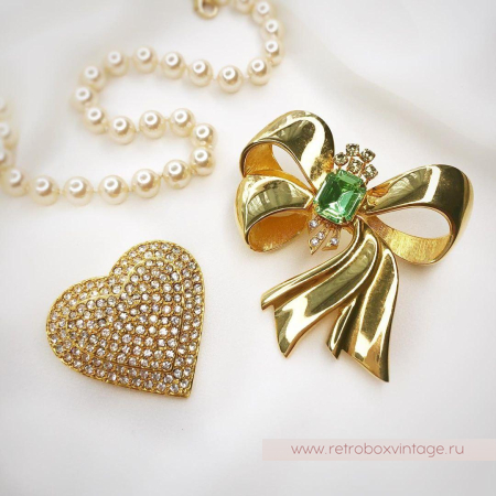 JOAN RIVERS Брошь «Сердце - символ любви»