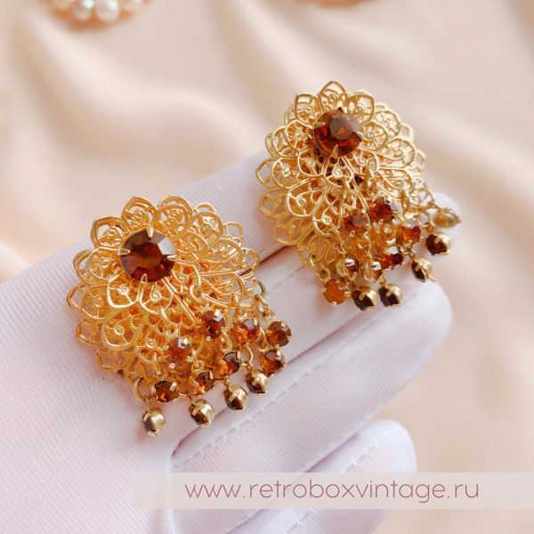 Клипсы «Шепот осени» с танцующими кристаллами