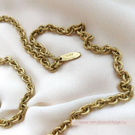 WHITING AND DAVIS Кулон-локет на цепочке «Цветы»