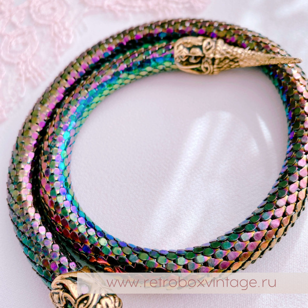 DL AULD Ожерелье-чокер "Змейка-хамелеон с красными глазками" mesh-сетка