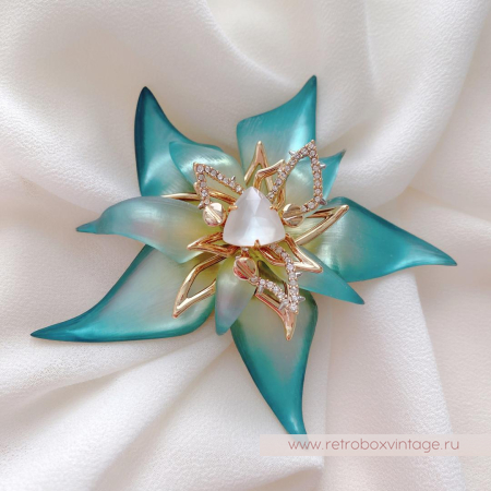 ALEXIS BITTAR Брошь «Голубой эдельвейс»