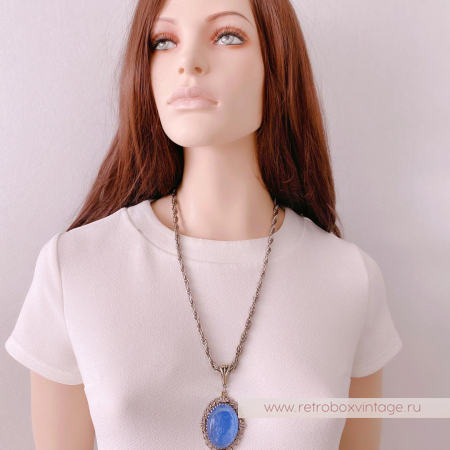 WHITING AND DAVIS Комплект «Голубые камеи» ожерелье и клипсы