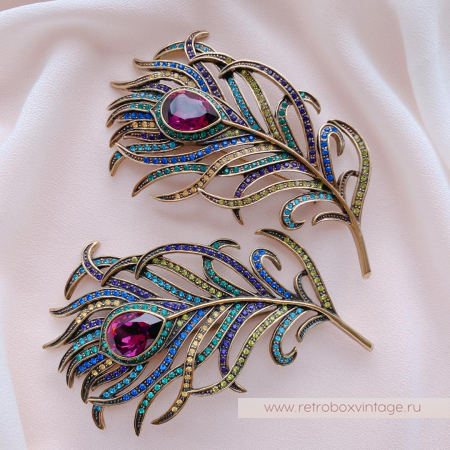 HEIDI DAUS Брошь «Перо павлина: аметист»