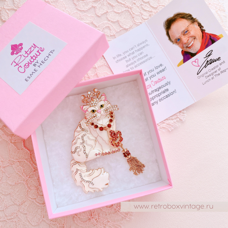 RITZY COUTURE Брошь-кулон «Белая королева кошек: золото»