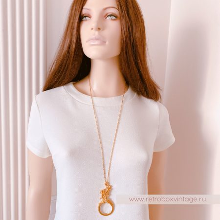 AVON Ожерелье-лорнет с лупой "Два ангелочка" 1997 г.