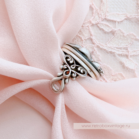 SWEET ROMANCE Кольцо «Королевская лилия - флер де лис» серебро