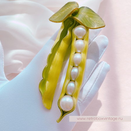 CILEA PARIS Брошь «Два стручка гороха» с жемчужинами