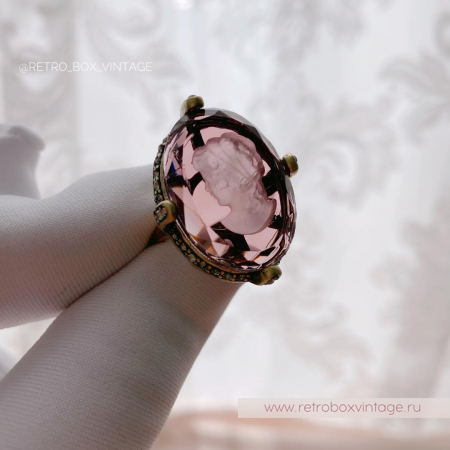 SWEET ROMANCE Кольцо «Богиня с инталией: аметист в бронзе» размер 8