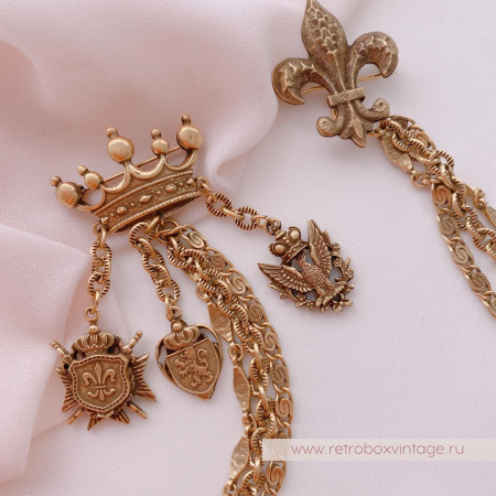 NO NAME Брошь-шатлен «Символы власти»