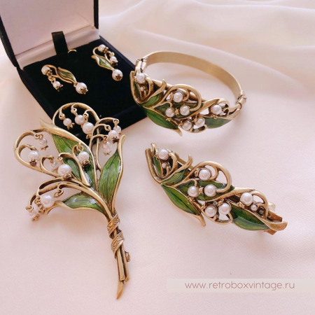 SWEET ROMANCE Браслет-каф «Жемчужные ландыши» (архив)