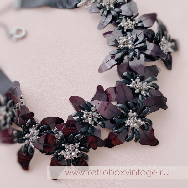 VERA WANG Ожерелье «Тайна ночных цветов»