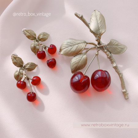 MICHAEL MICHAUD Серьги «Вишня морелло: три ягодки»