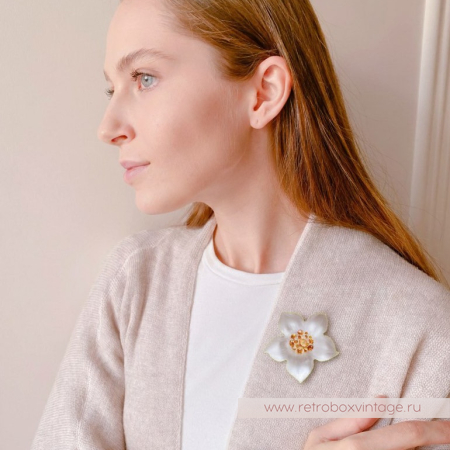 ALEXIS BITTAR Брошь "Цветок белого жасмина"
