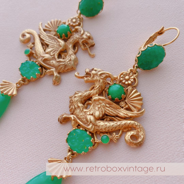ASKEW LONDON Серьги "Императорские драконы"с пекинским стеклом (веер, левербэк) ASKEW LONDON Серьги "Императорские драконы"с пекинским стеклом (веер, левербэк)