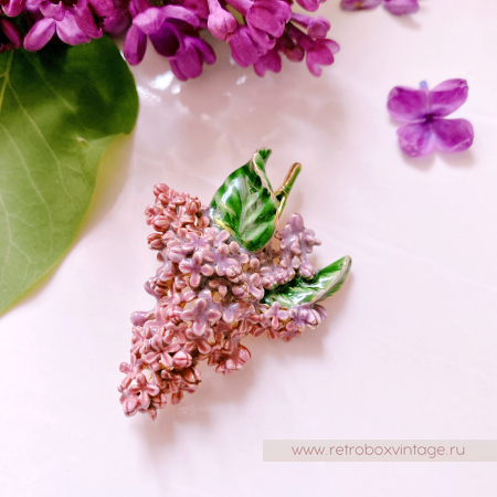 MFA Брошь «Нежная лиловая сирень» Музейная коллекция