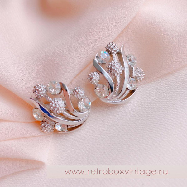 TRIFARI Клипсы «Одуванчики: серебро»